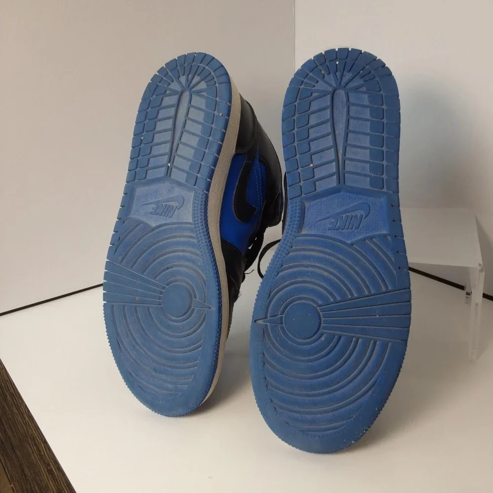 Air Jordan Sneakers - Youth‎ Size 5Y